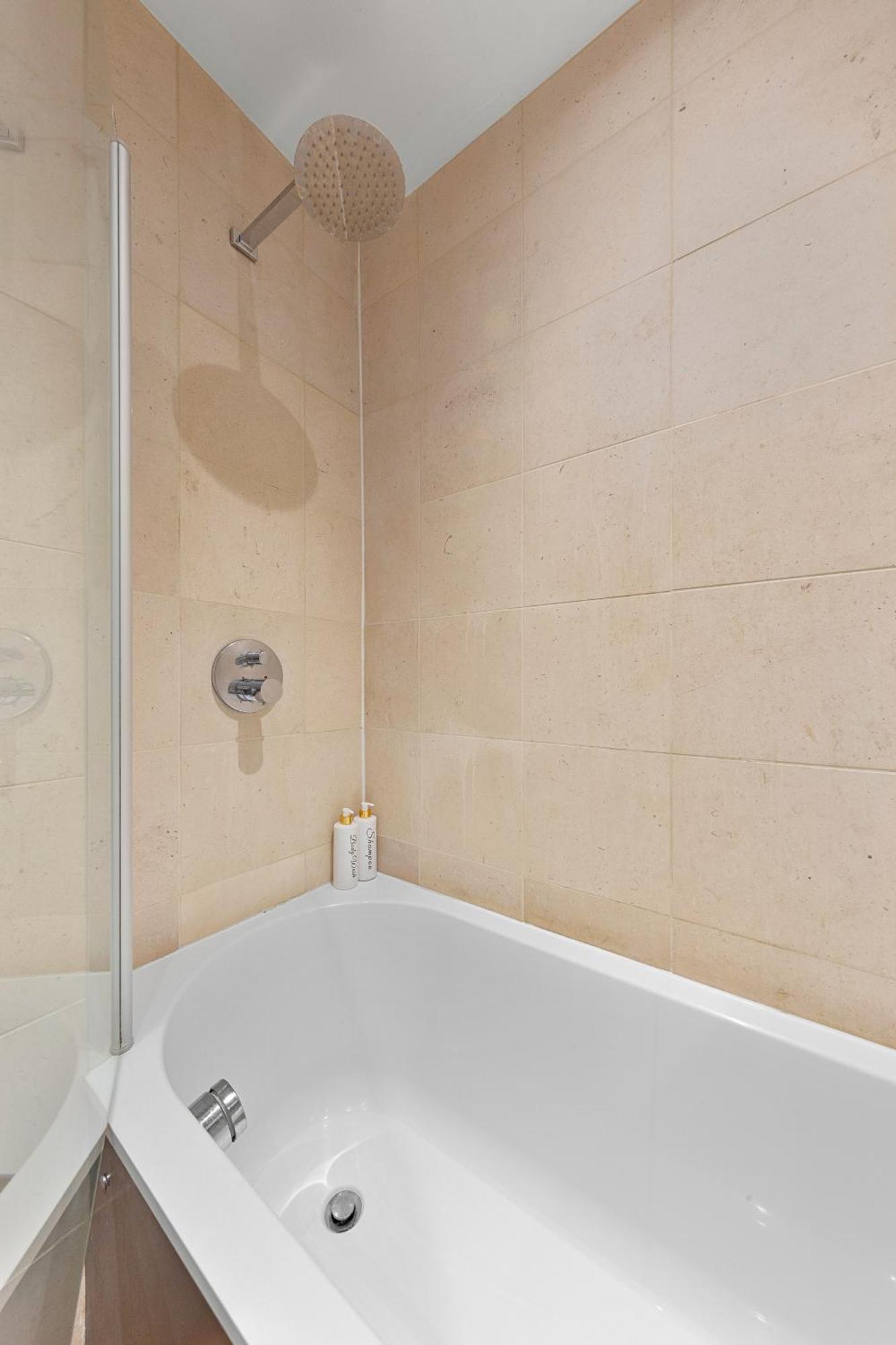 Designer Victorian Flat With Large Terrace Apartment London Ngoại thất bức ảnh