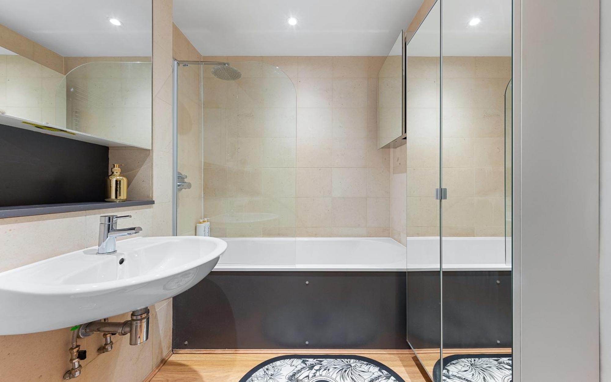 Designer Victorian Flat With Large Terrace Apartment London Ngoại thất bức ảnh