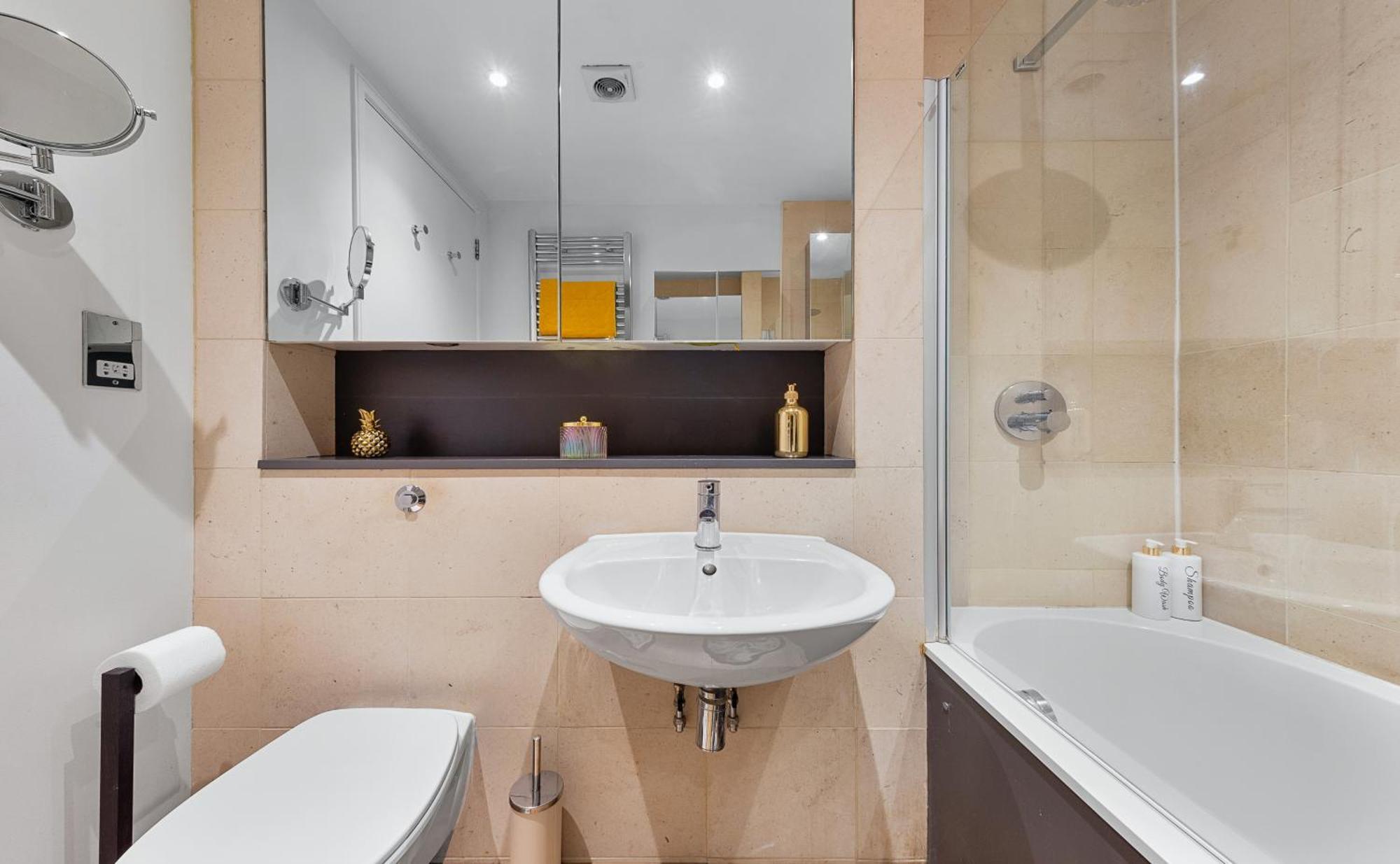Designer Victorian Flat With Large Terrace Apartment London Ngoại thất bức ảnh